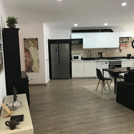 New Casa Da Rocha * Портиман