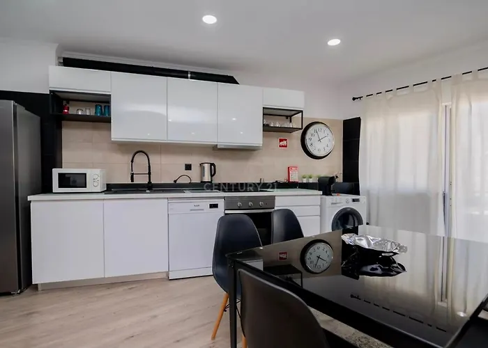 New Casa Da Rocha * 波尔蒂芒