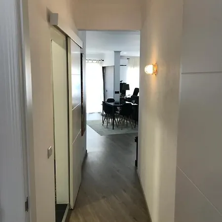 New Casa Da Rocha * Портіман
